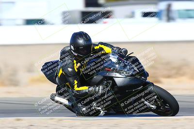 media/Jan-08-2022-SoCal Trackdays (Sat) [[1ec2777125]]/Turn 15 Inside (950am)/